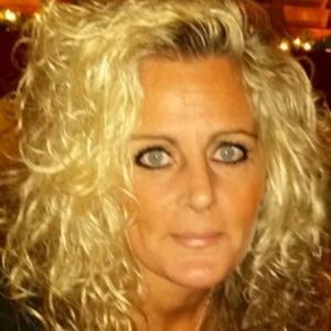 Meet your Posher, Debra